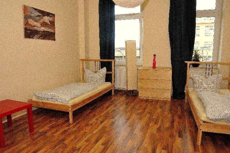 3 Raum Fewo Dresden Zentrum - Balkon Blick auf Altstadt - L10 Exterior foto